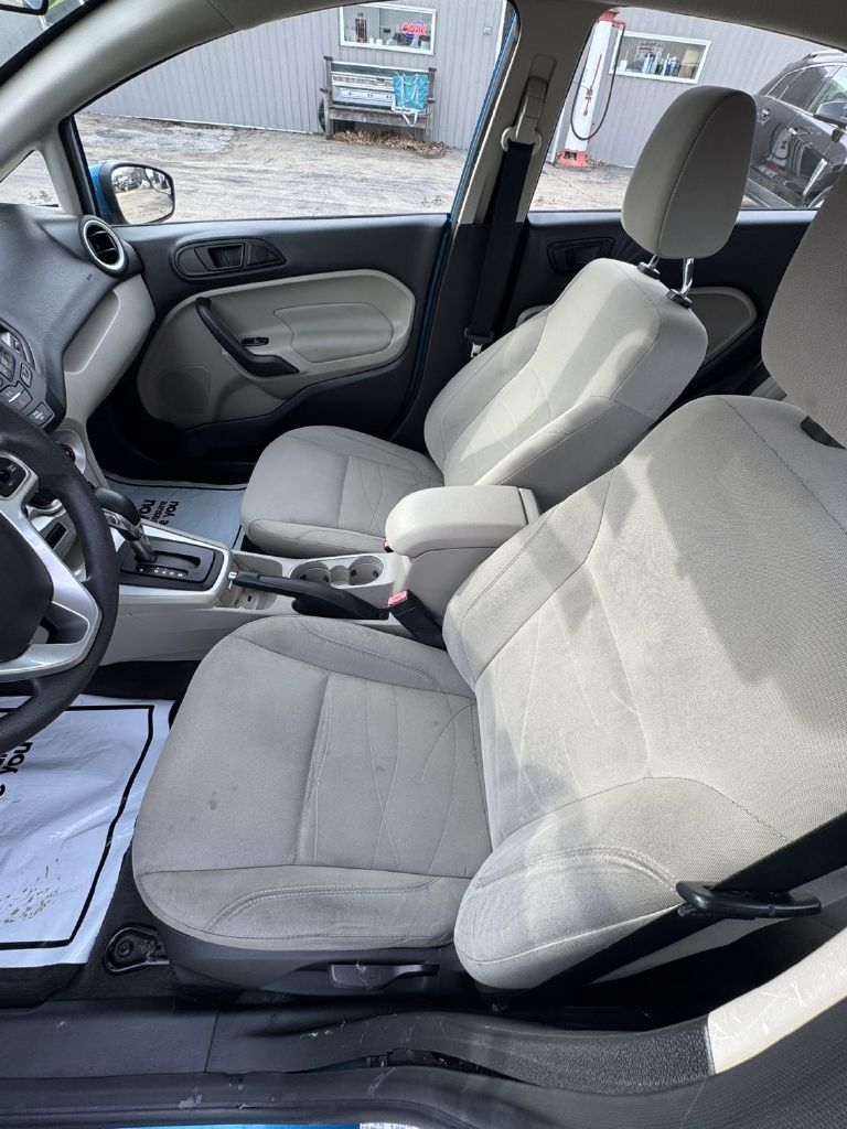 Ford Fiesta SE Hatchback 2017