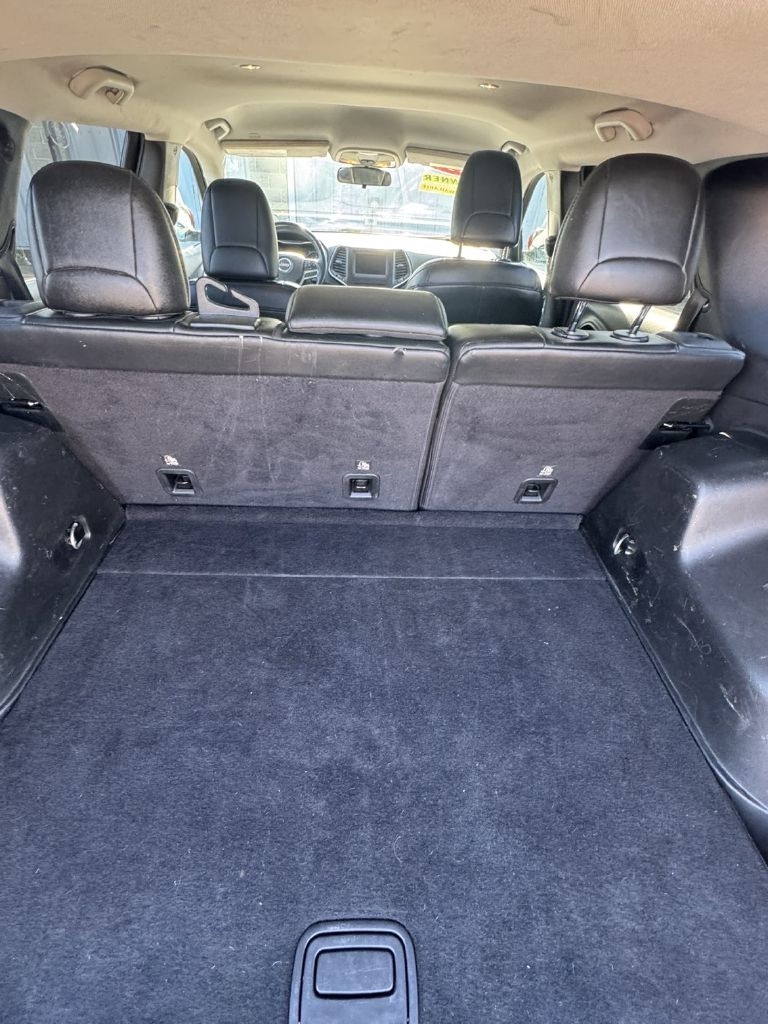 Jeep Cherokee Latitude Plus 4WD 2019