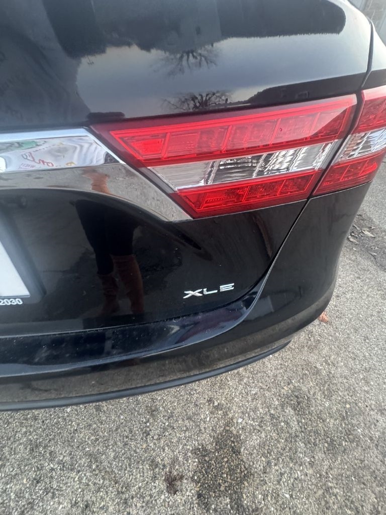 Toyota Avalon XLE 2013