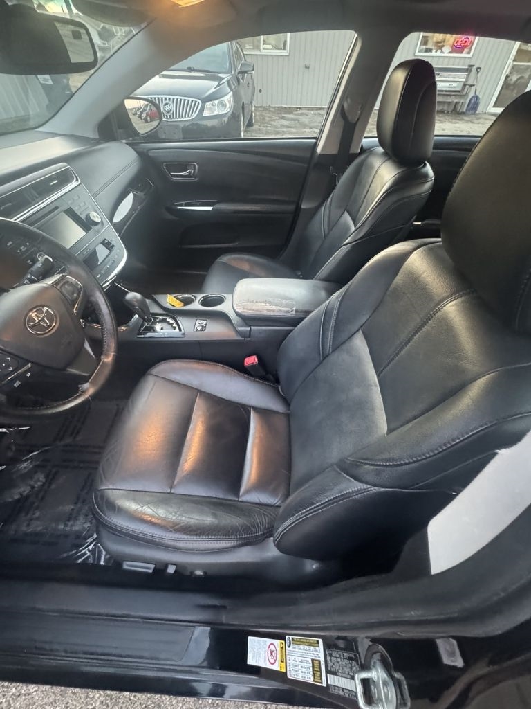 Toyota Avalon XLE 2013