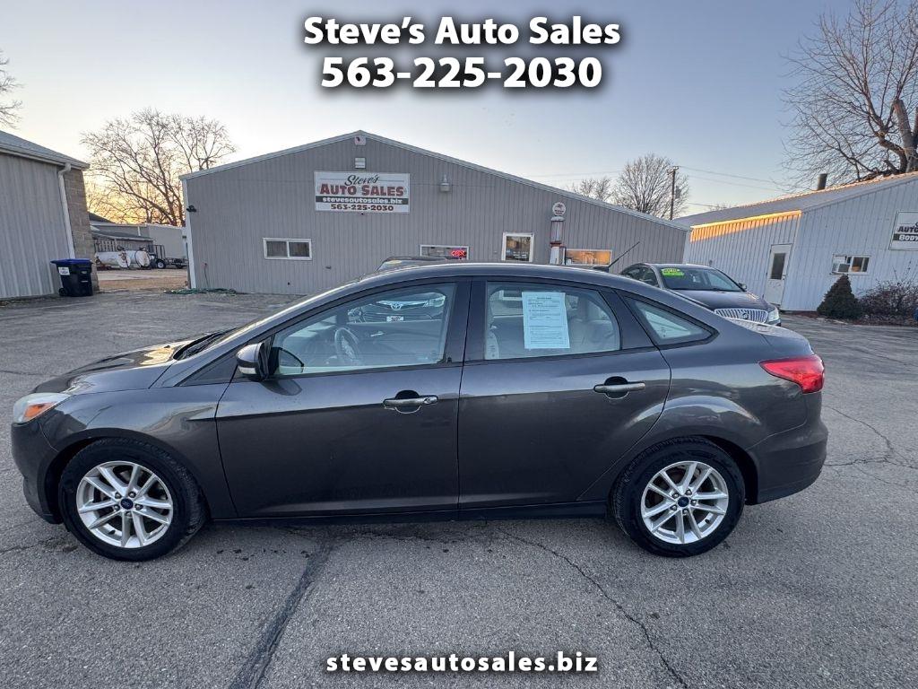 Ford Focus SE Sedan 2016