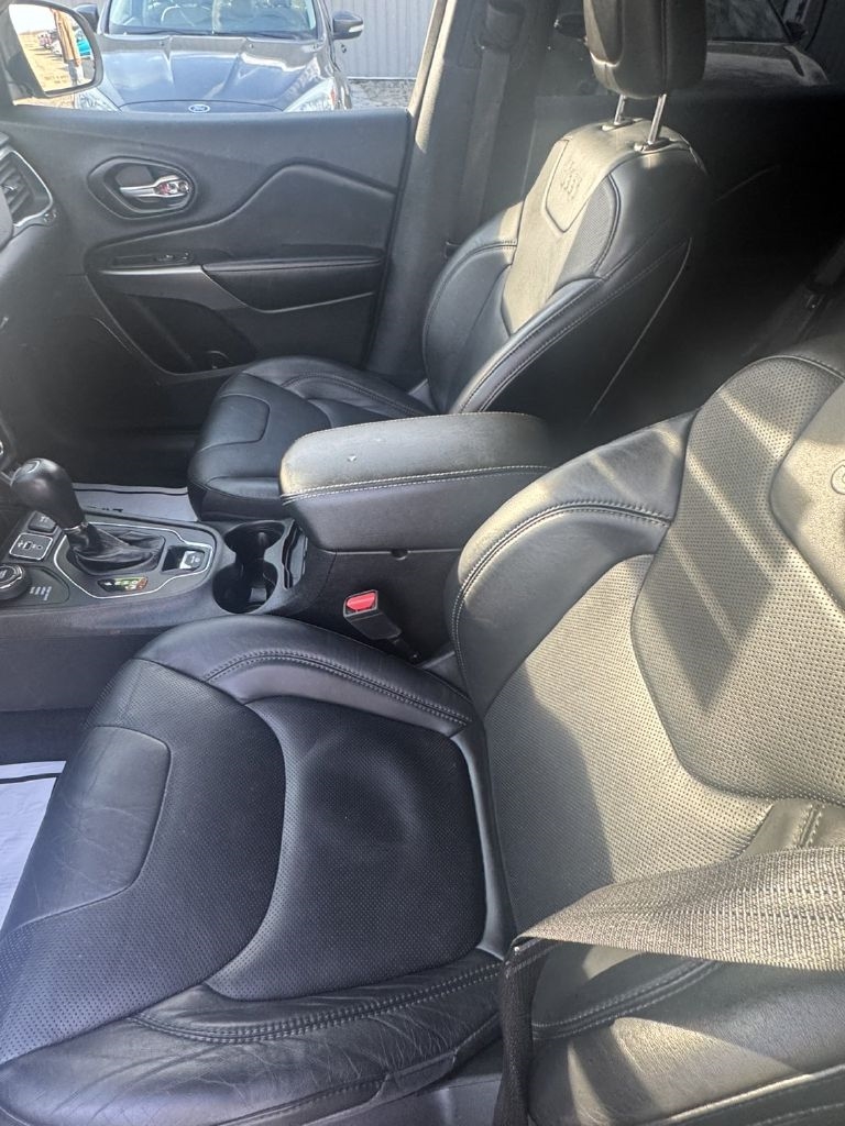 Jeep Cherokee Latitude Lux 4WD 2021