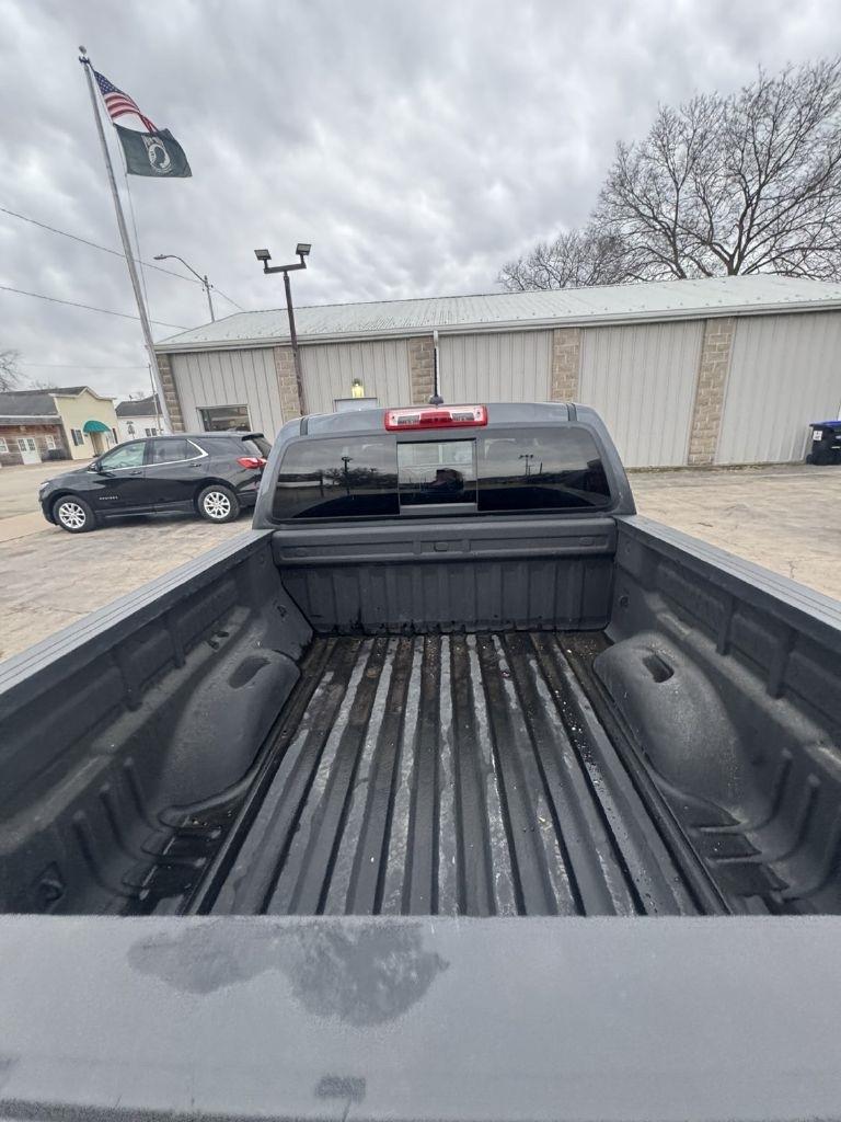 GMC Canyon SLE Crew Cab 4WD 2016