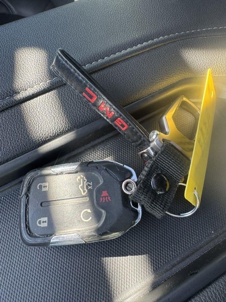 GMC Sierra 1500 SLT Crew Cab Long Box 4WD 2019