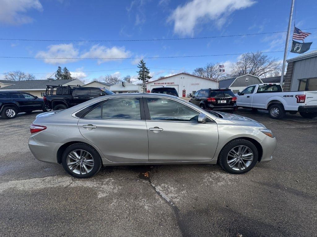Toyota Camry SE 2017