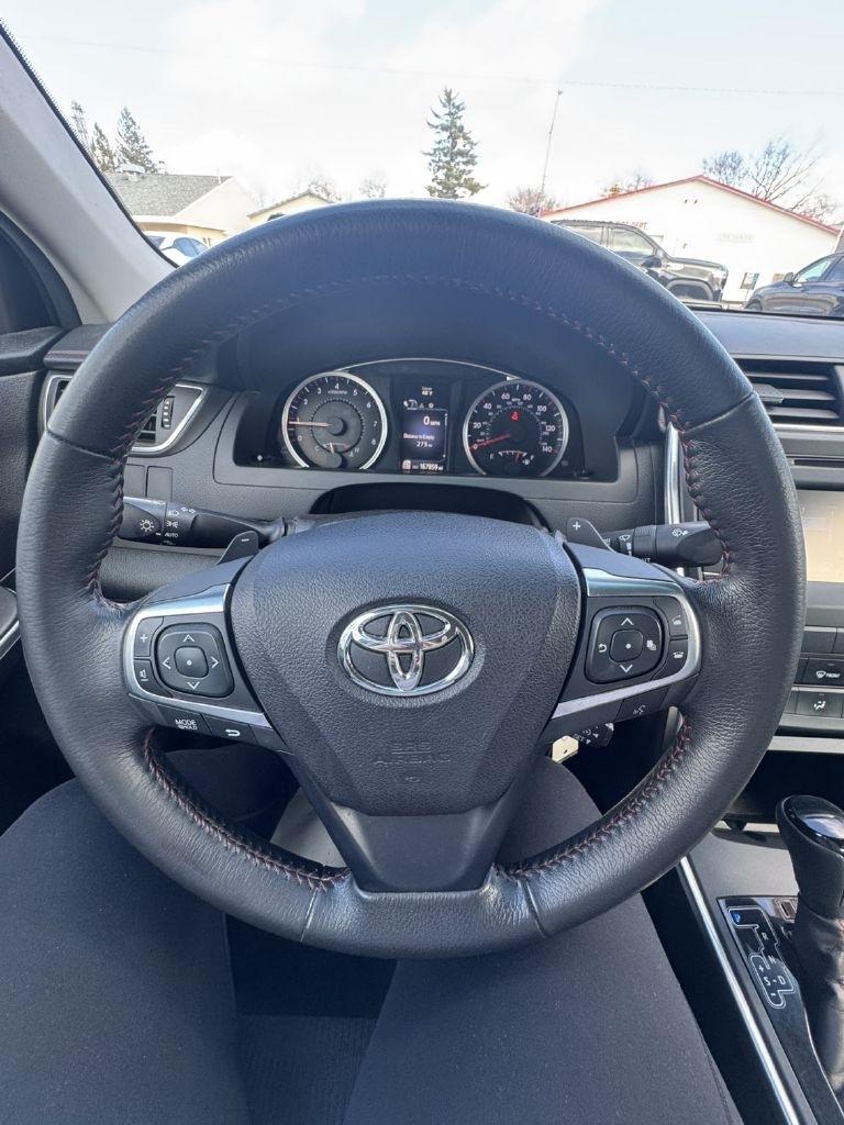 Toyota Camry SE 2017