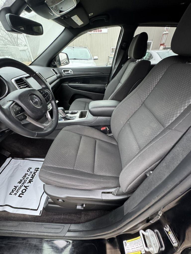 Jeep Grand Cherokee Laredo 4WD 2018