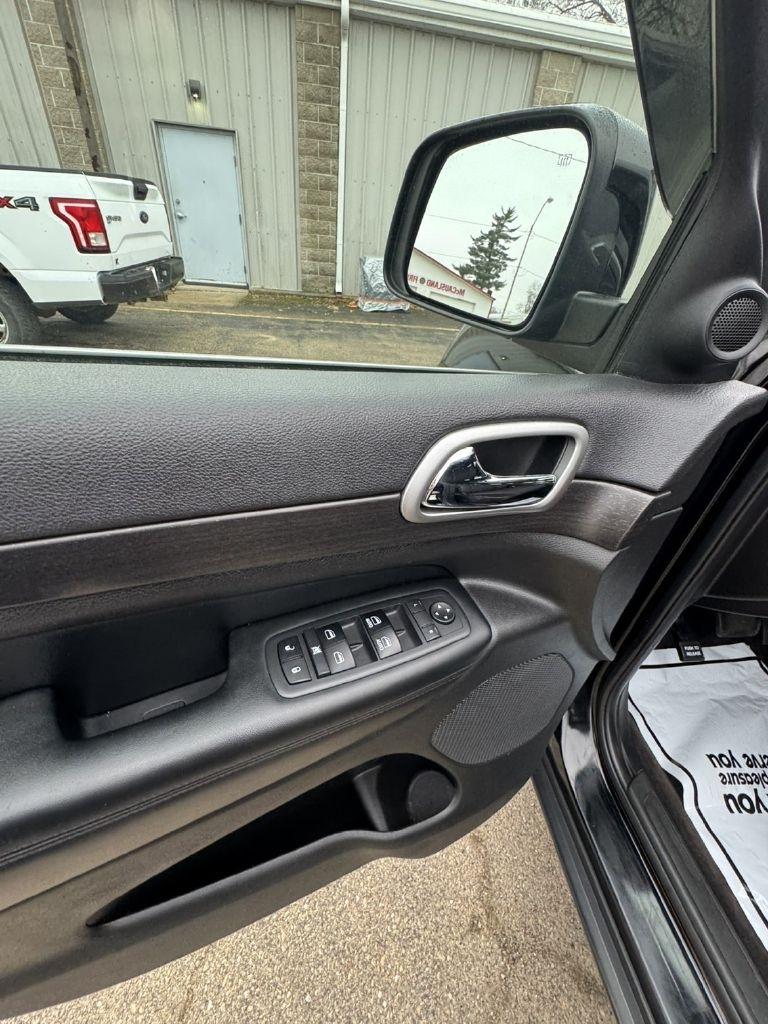 Jeep Grand Cherokee Laredo 4WD 2018