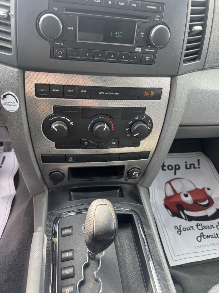 Jeep Grand Cherokee Laredo 4WD 2006