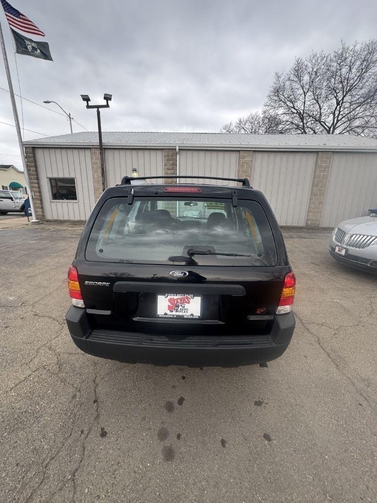 Ford Escape XLS 4WD 2004