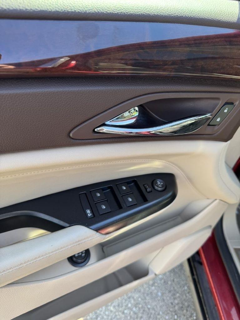 Cadillac SRX Luxury Collection 2013