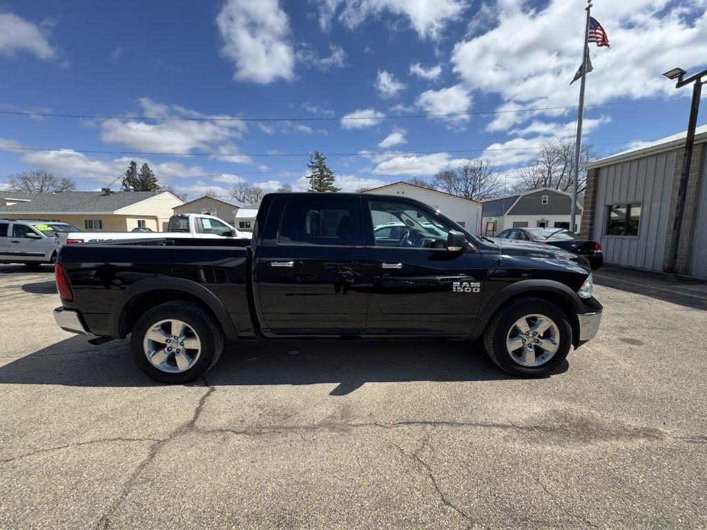 RAM 1500 SLT Crew Cab SWB 4WD 2014