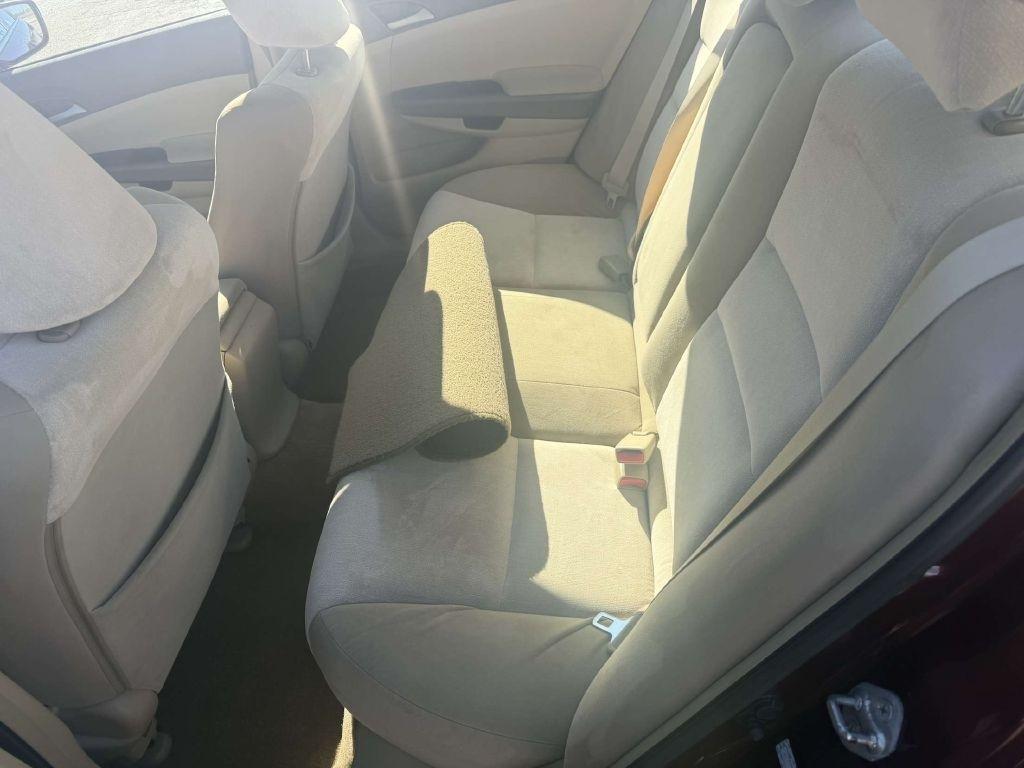 Honda Accord LX sedan AT 2009