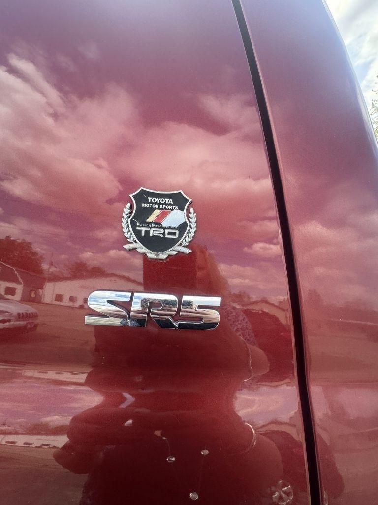 Toyota Tundra Tundra-Grade 5.7L FFV Double Cab 4WD 2010