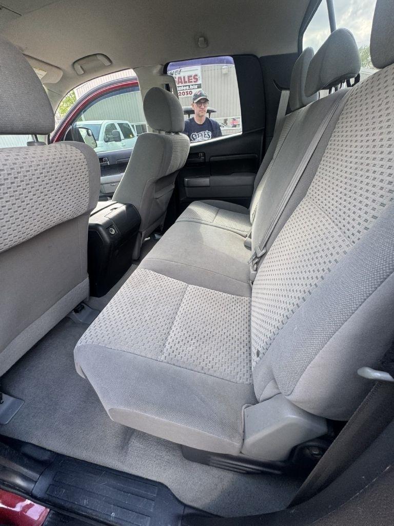 Toyota Tundra Tundra-Grade 5.7L FFV Double Cab 4WD 2010