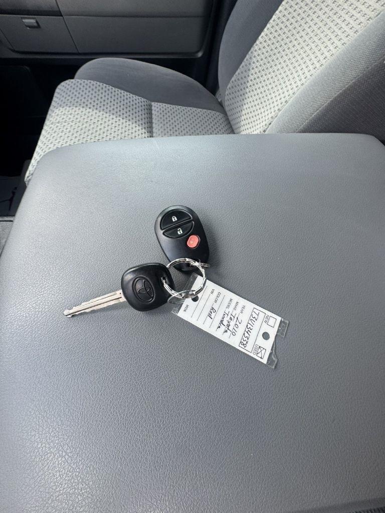 Toyota Tundra Tundra-Grade 5.7L FFV Double Cab 4WD 2010