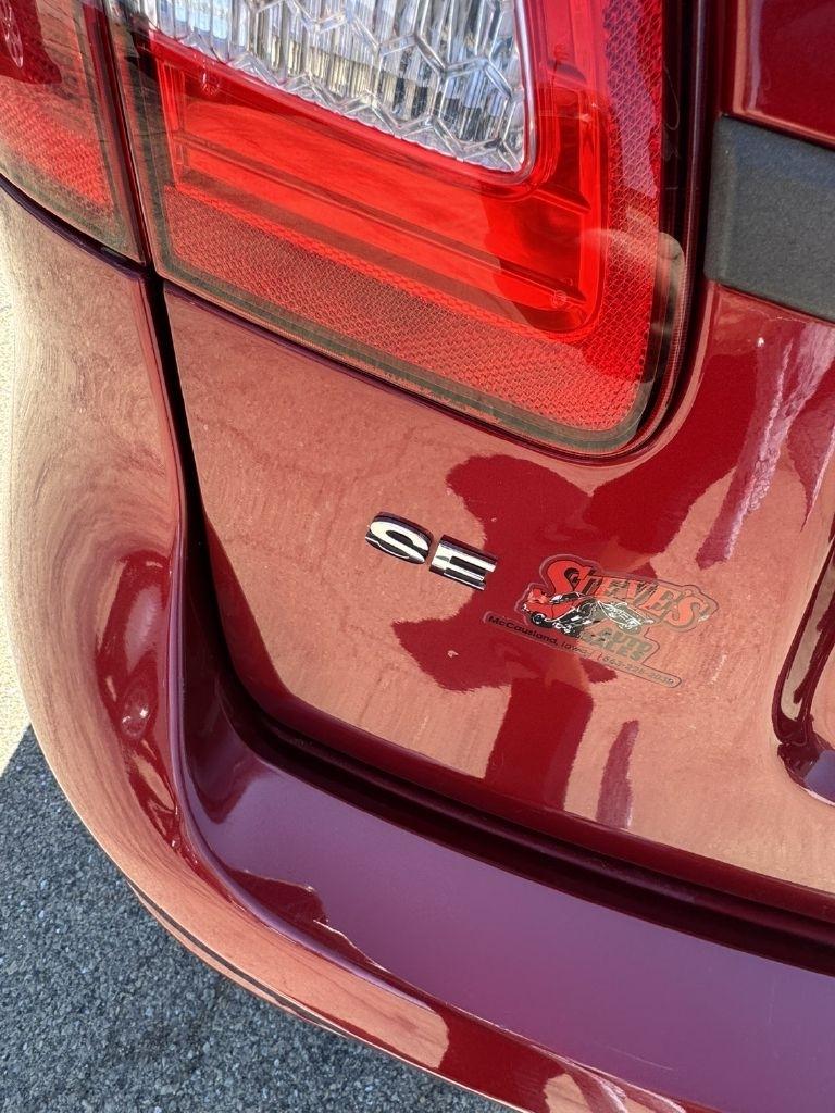 Ford Fiesta SE Sedan 2013