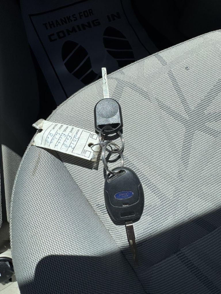 Ford Fiesta SE Sedan 2013