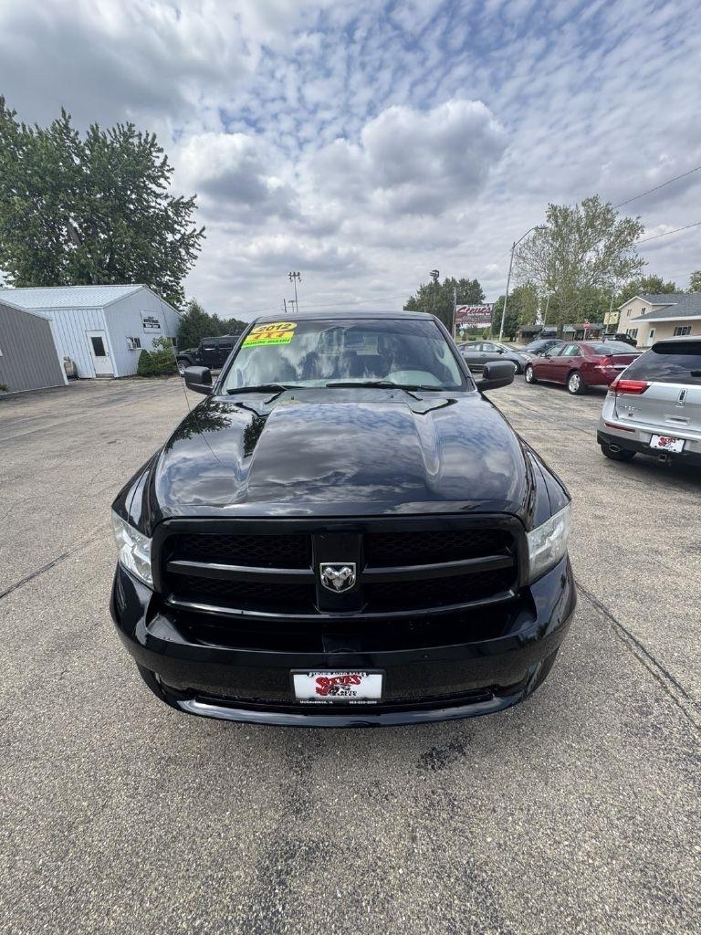 RAM 1500 ST Crew Cab 4WD 2012