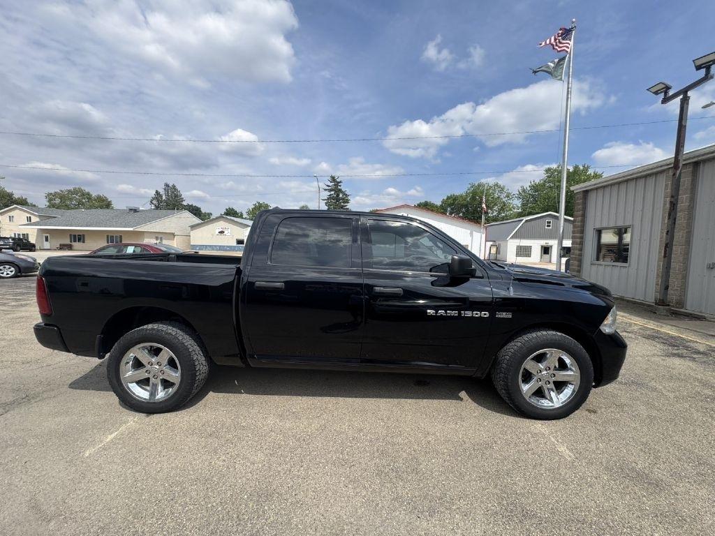 RAM 1500 ST Crew Cab 4WD 2012