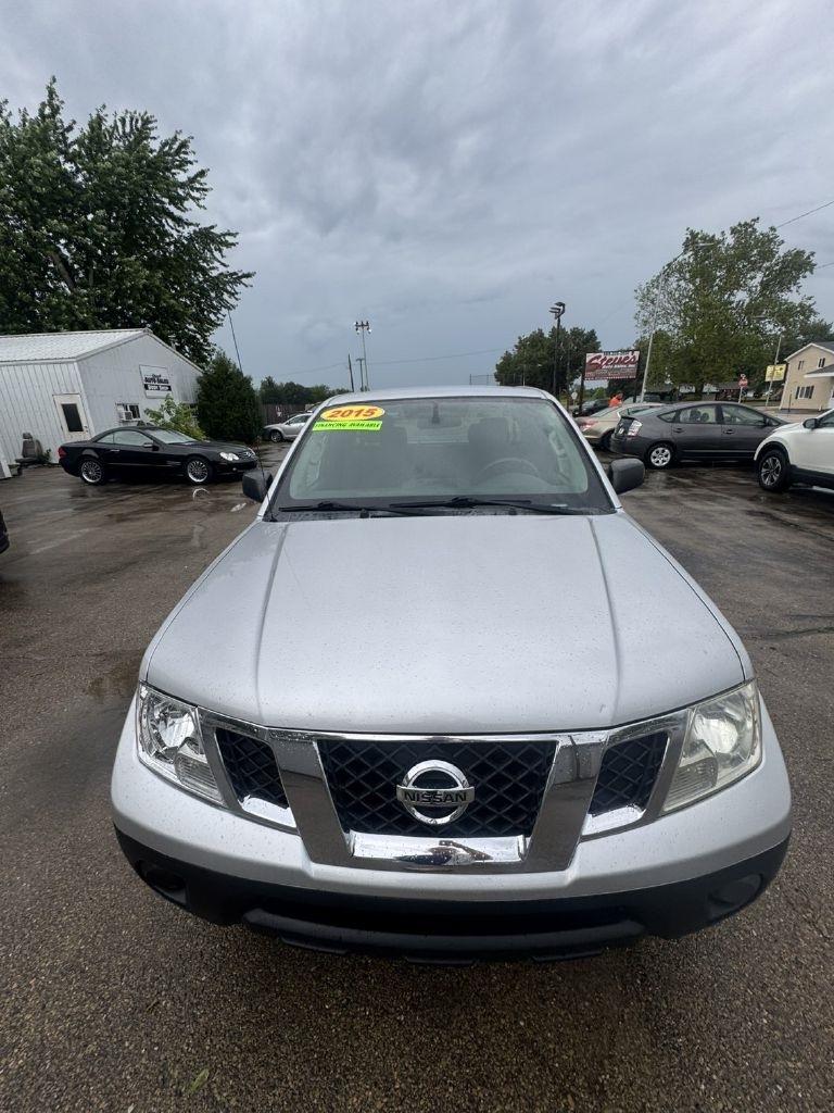 Nissan Frontier  2015