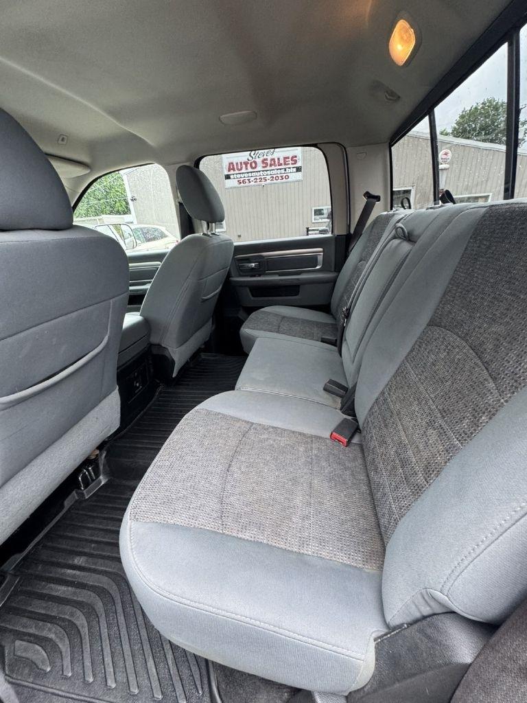 RAM 1500 SLT Crew Cab LWB 4WD 2017