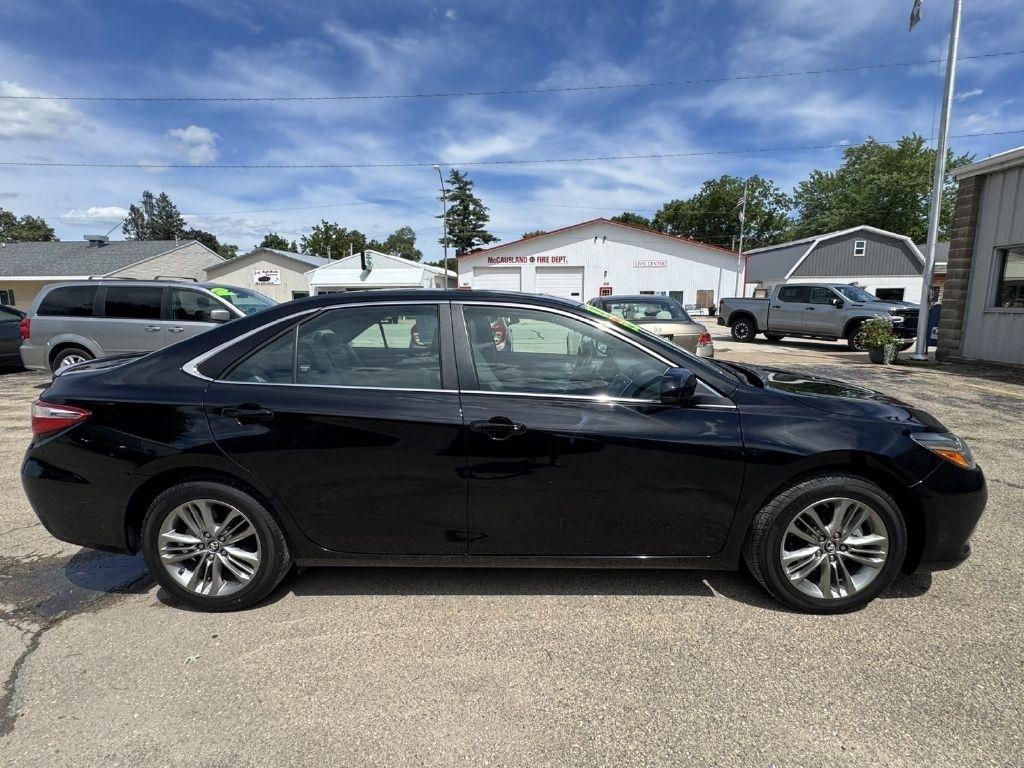 Toyota Camry LE 2017