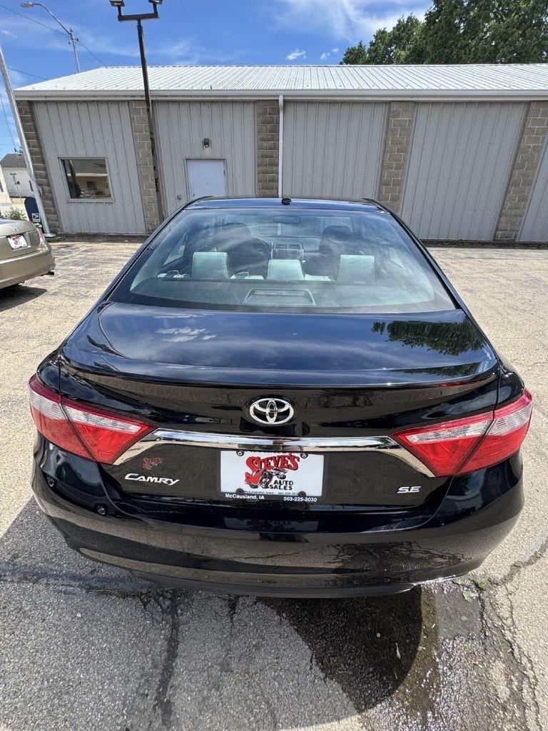 Toyota Camry LE 2017