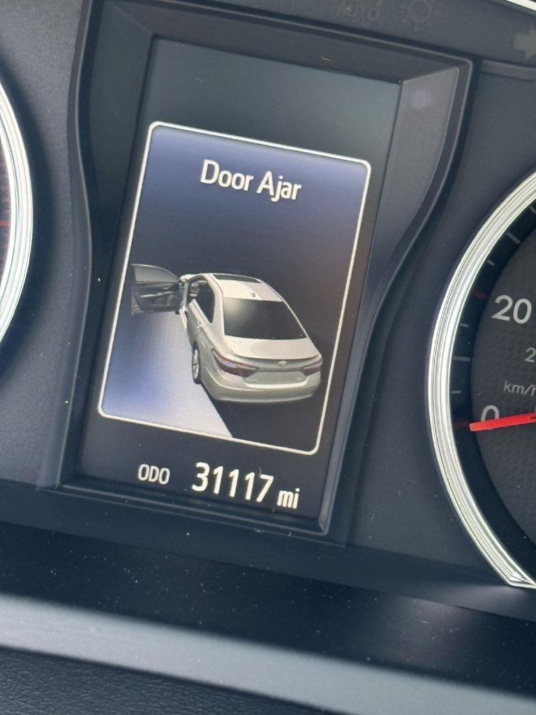 Toyota Camry LE 2017