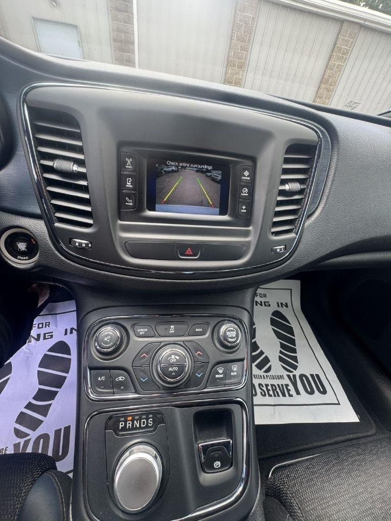 Chrysler 200 S 2015