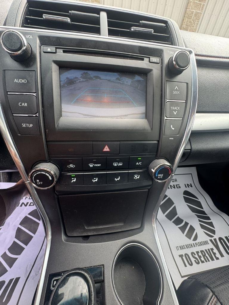 Toyota Camry SE 2015