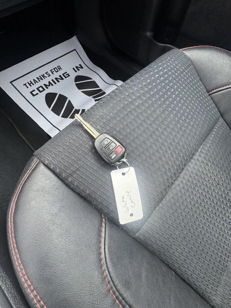Toyota Camry SE 2015