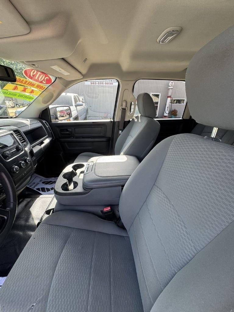 RAM 1500 Classic Tradesman Crew Cab LWB 4WD 2019