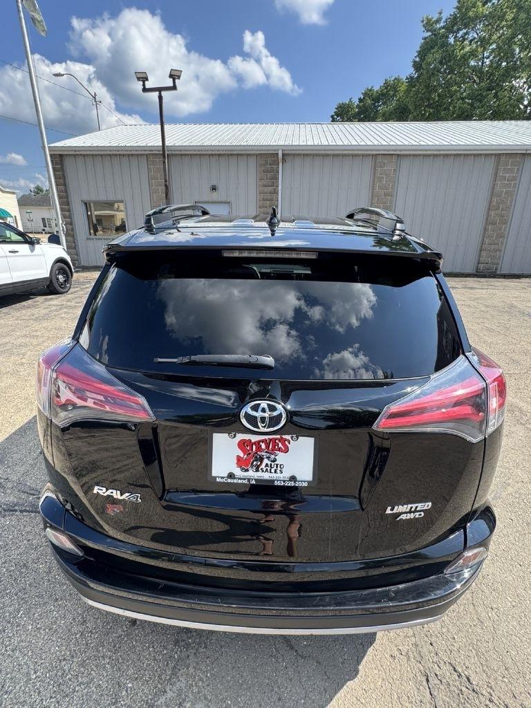 Toyota RAV4 XLE AWD 2018