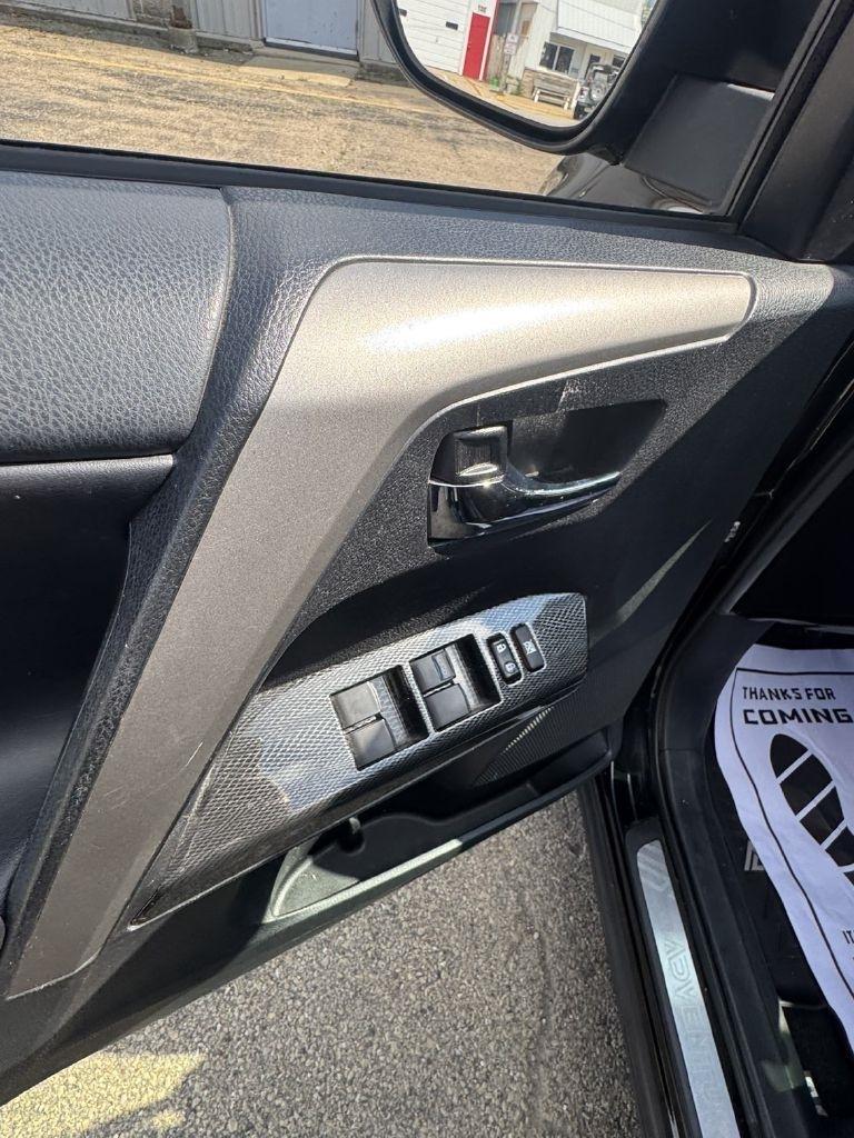 Toyota RAV4 XLE AWD 2018