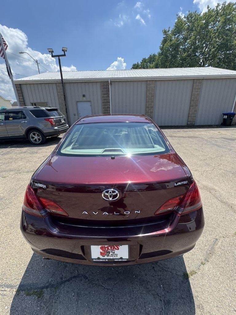 Toyota Avalon XL 2008