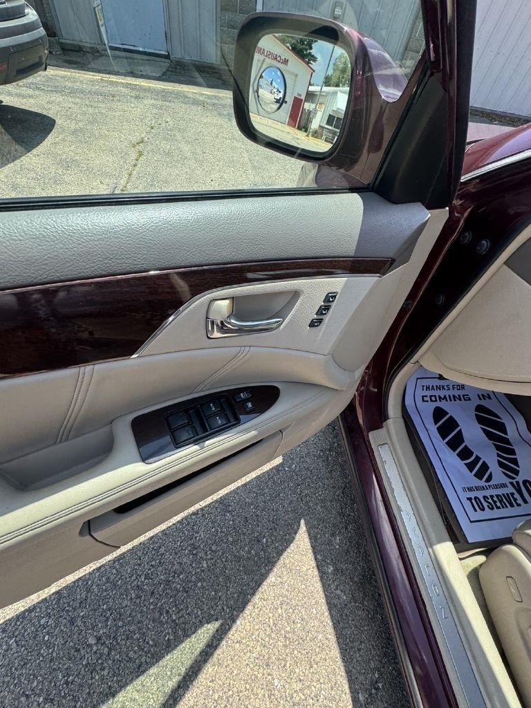 Toyota Avalon XL 2008