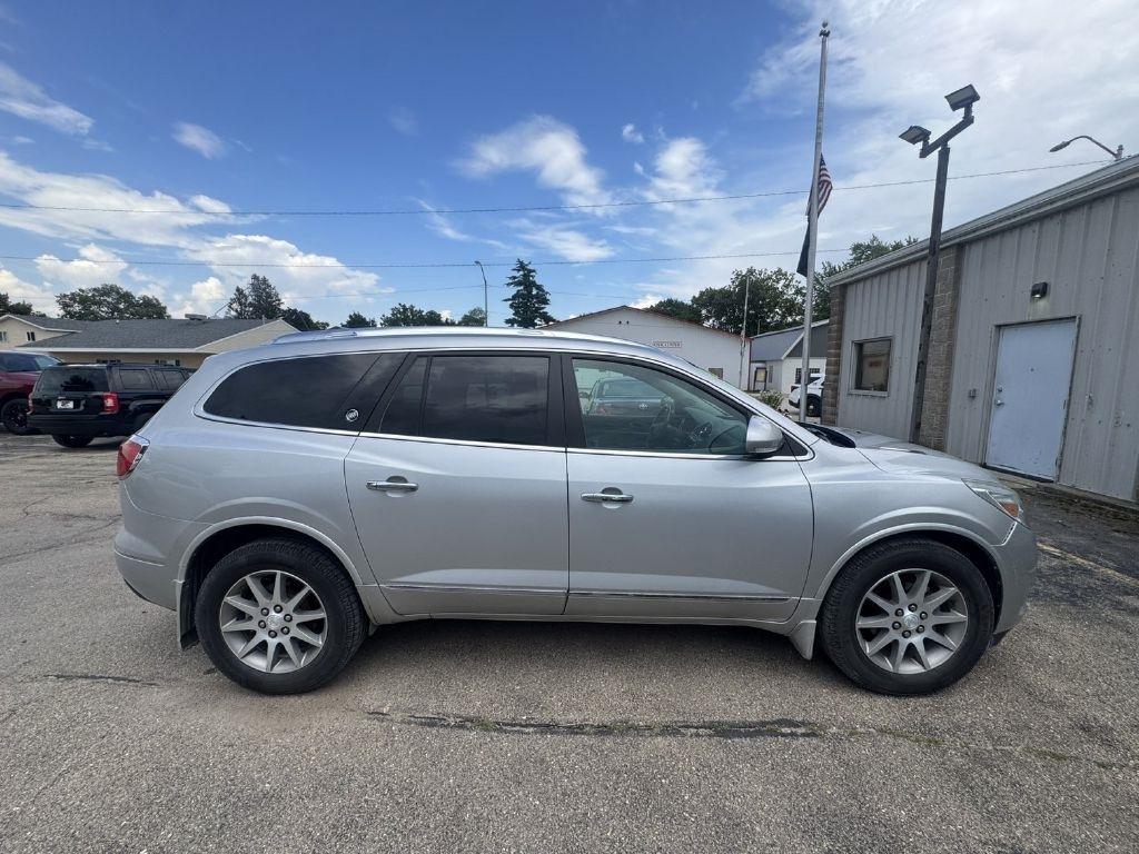 Buick Enclave Convenience FWD 2016