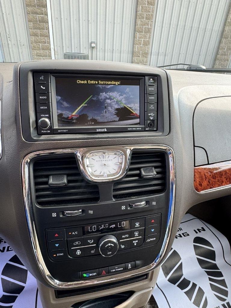 Chrysler Town & Country Touring 2015