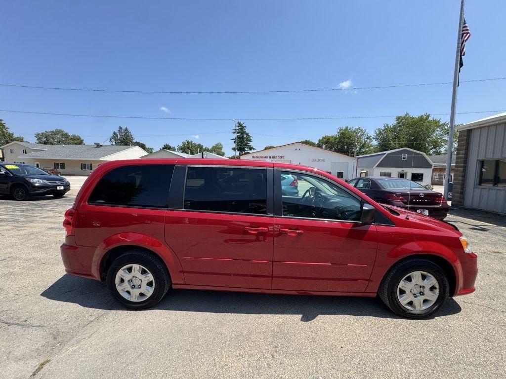 Dodge Grand Caravan SE 2012