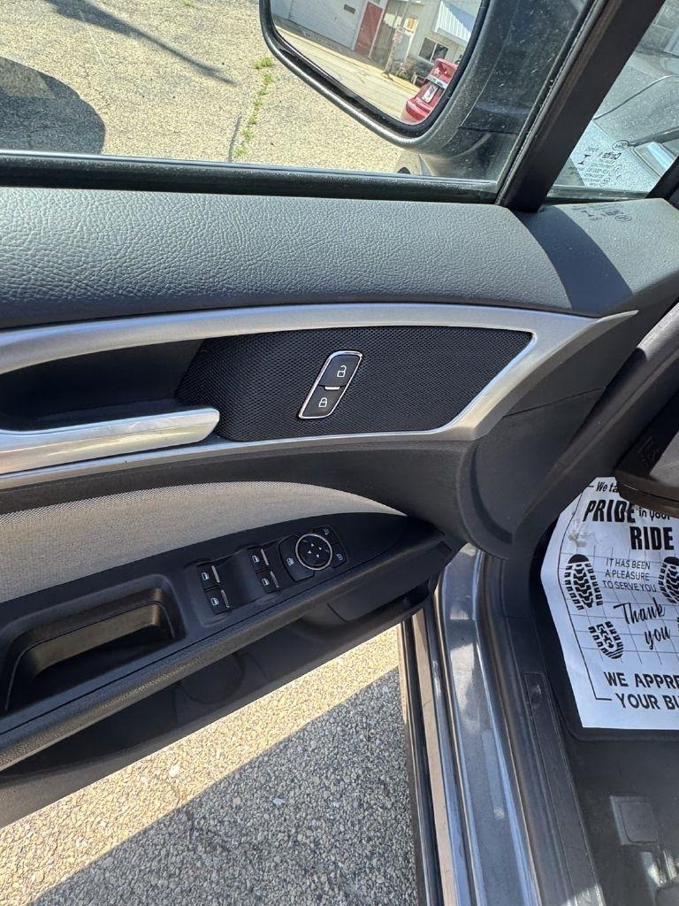 Ford Fusion S 2019