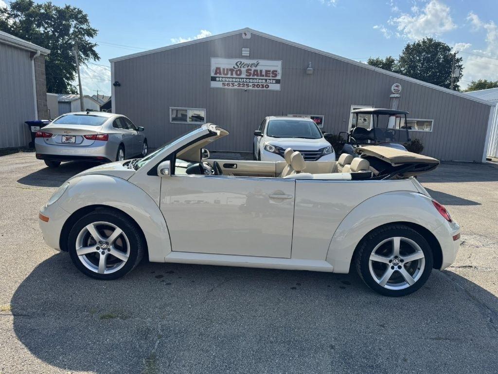 Volkswagen New Beetle S Convertible 2008