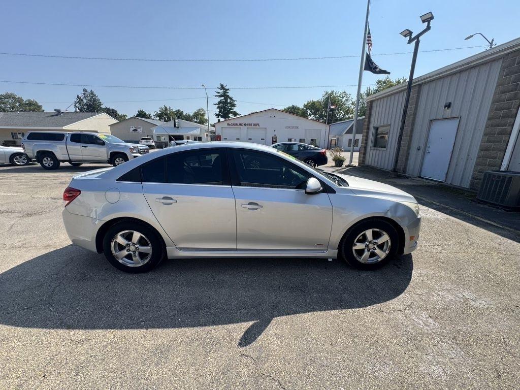 Chevrolet Cruze 1LT 2011