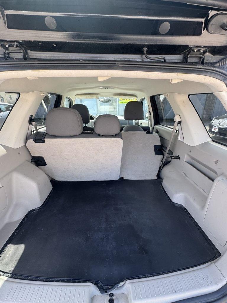 Ford Escape XLS 4WD AT 2012