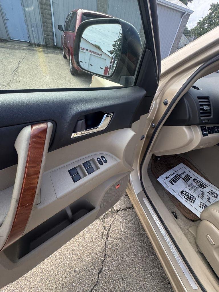 Toyota Highlander Limited 4WD 2008