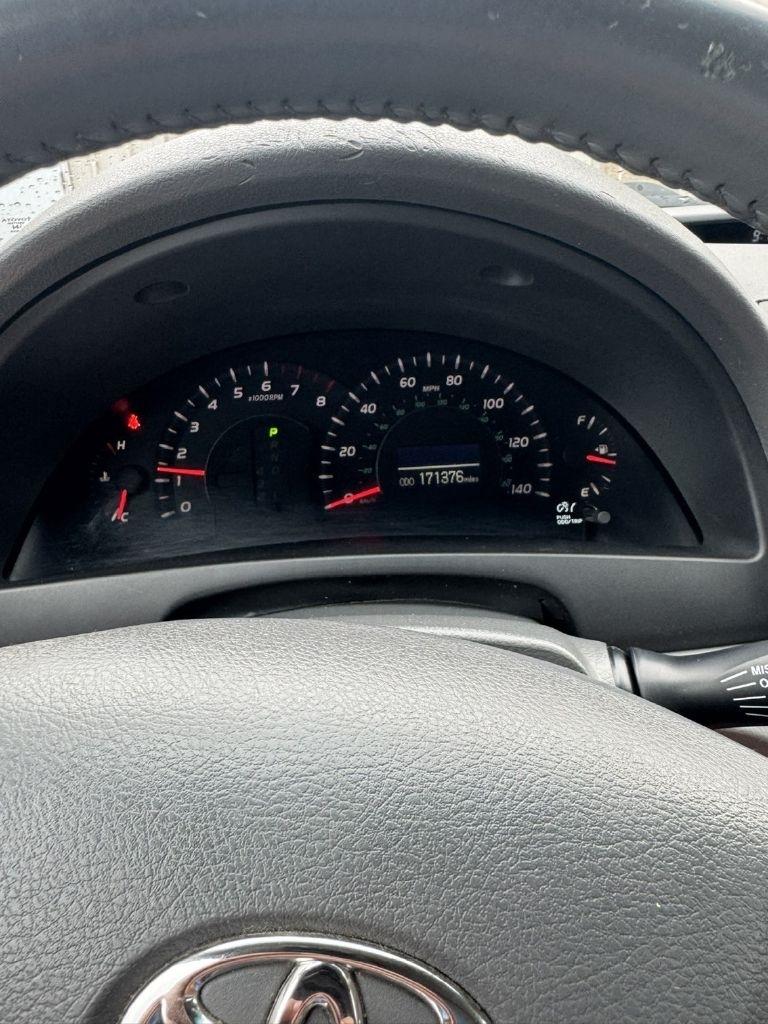 Toyota Camry SE 5-Spd AT 2009