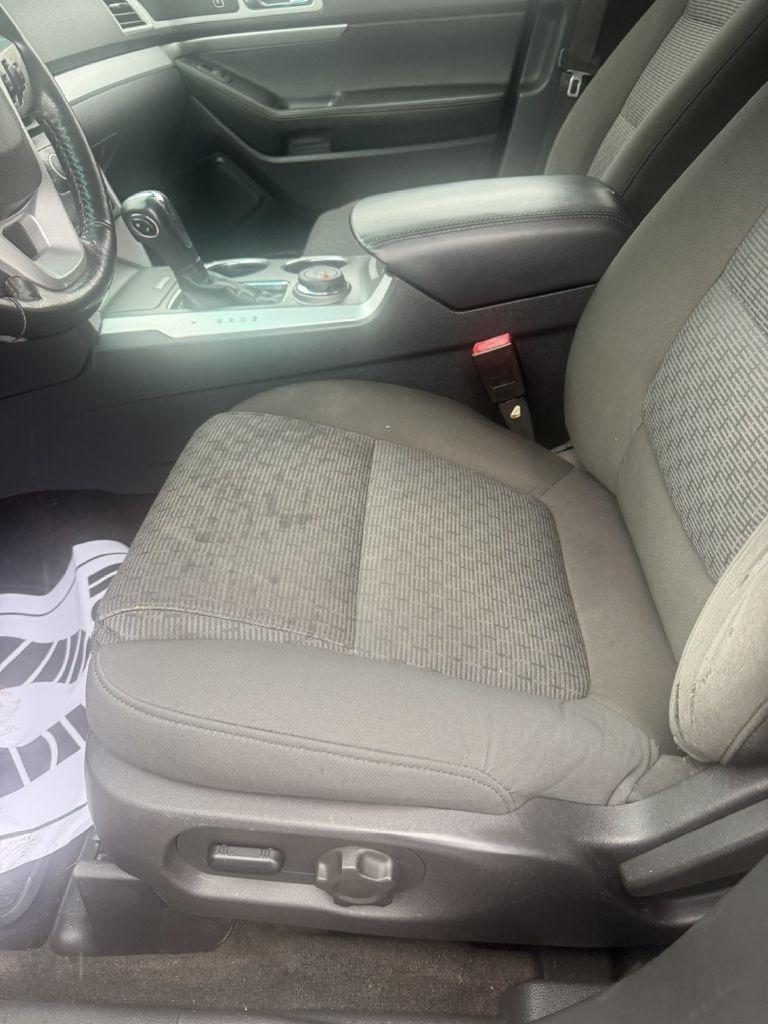 Ford Explorer XLT 4WD 2013