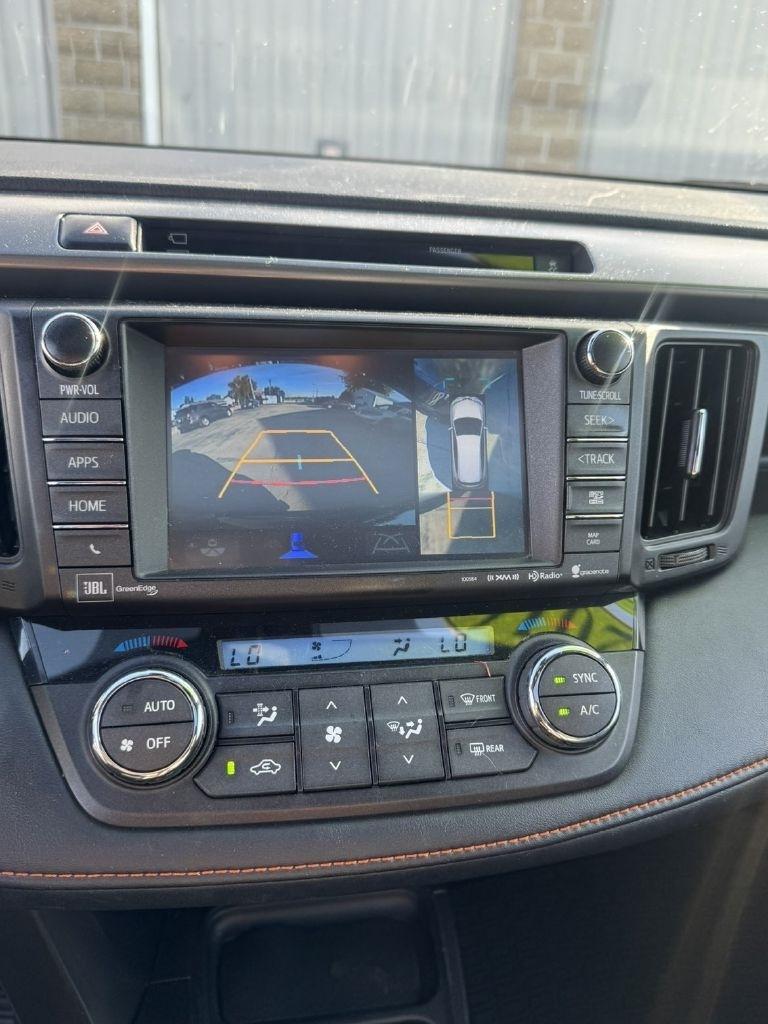 Toyota RAV4 SE 4WD 2016