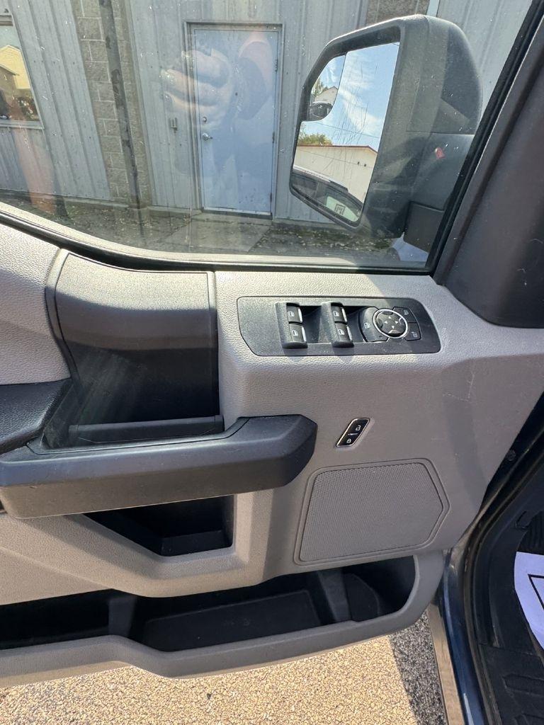 Ford F-150 XL SuperCab 8-ft. Bed 4WD 2017