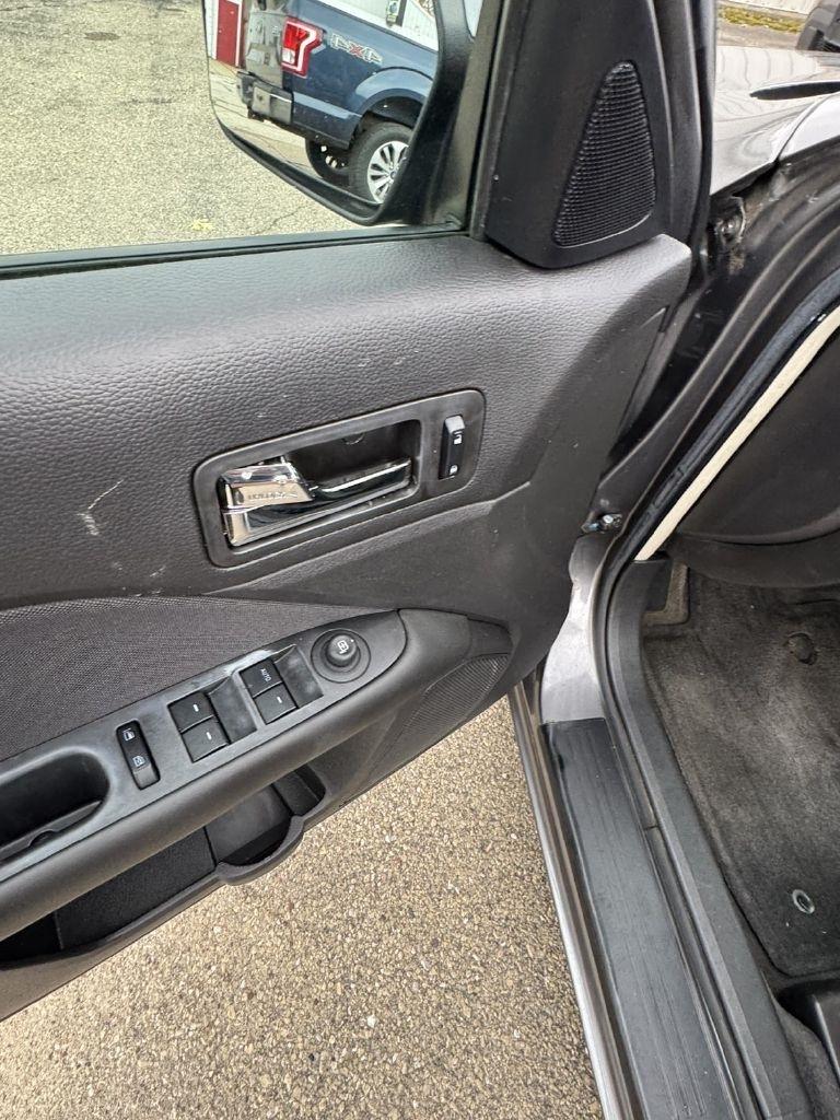 Ford Fusion SE 2010